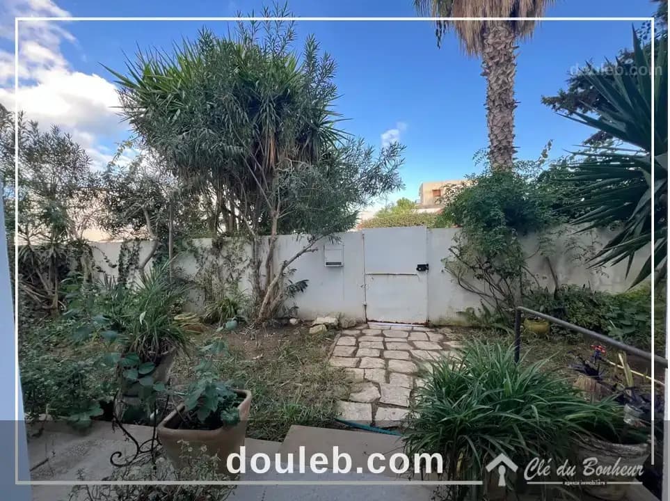Duplex avec jardin à la marsa à Tunis