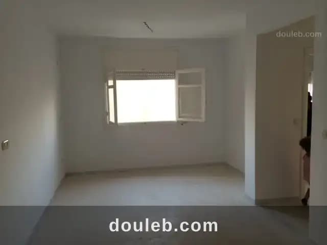 Appartement proche d esprit et pole unicersitaire à Ariana