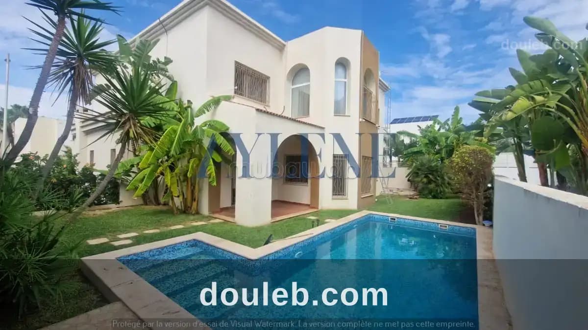 Villa s5 avec piscine au lac 2 à Tunis