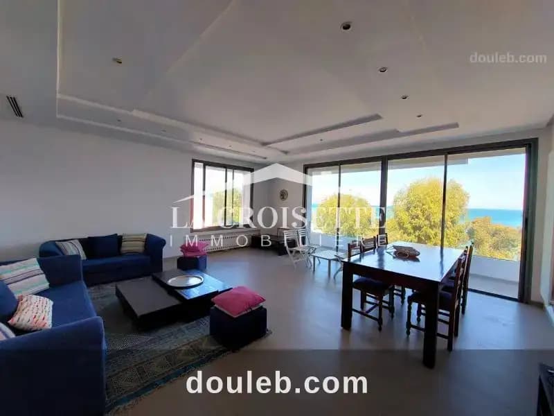 Appartement s3 meublé à la marsa mal1980 à Tunis