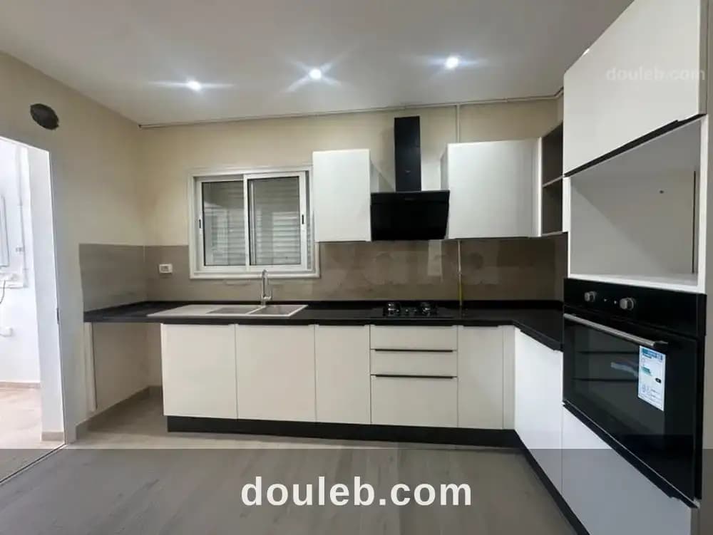 Appartement s3 jamais habité à menzah 9c à Tunis