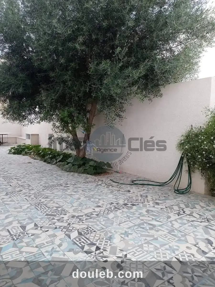 Magnifique duplex corniche bizerte à Bizerte