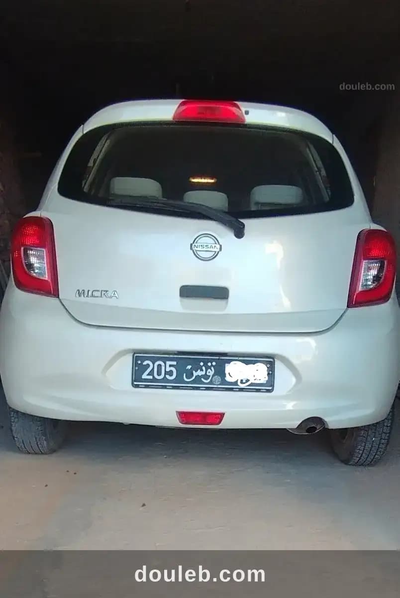 Nissan micra à Sfax