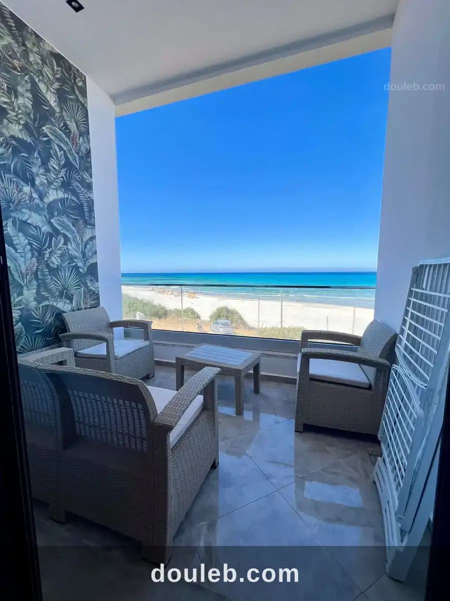 Magnifique appartement pieds dans l'eau - Photo 1