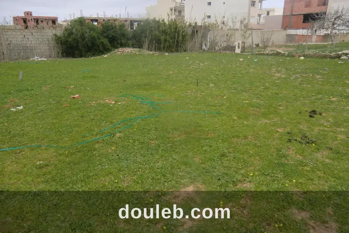 Lot de terrain 200m2 seulement a 20000 dt - Photo 1