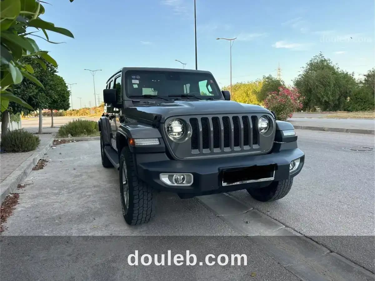 Jeep wrangler sahara jl à Tunis