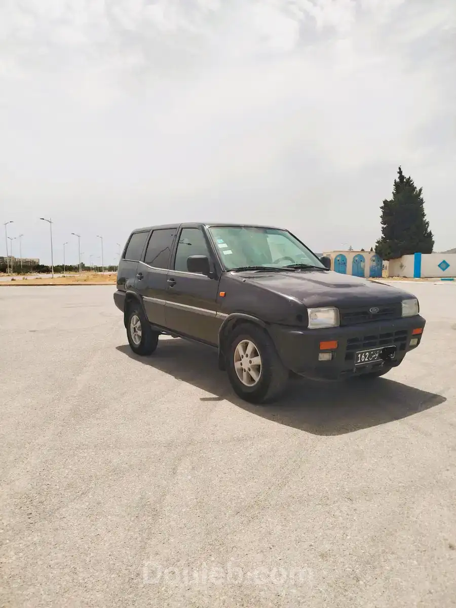 Ford maverick 7 places - Miniature 3