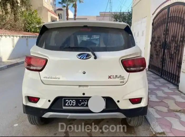 Mahindra k8 - Miniature 2