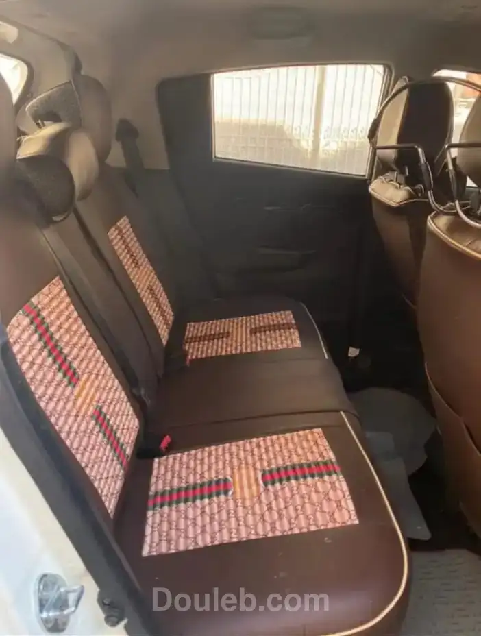 Mahindra k8 - Miniature 3