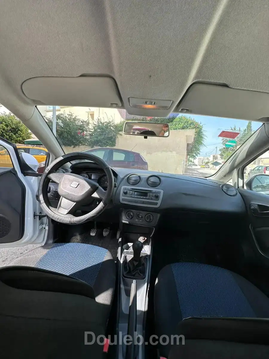 Seat ibiza - Miniature 2