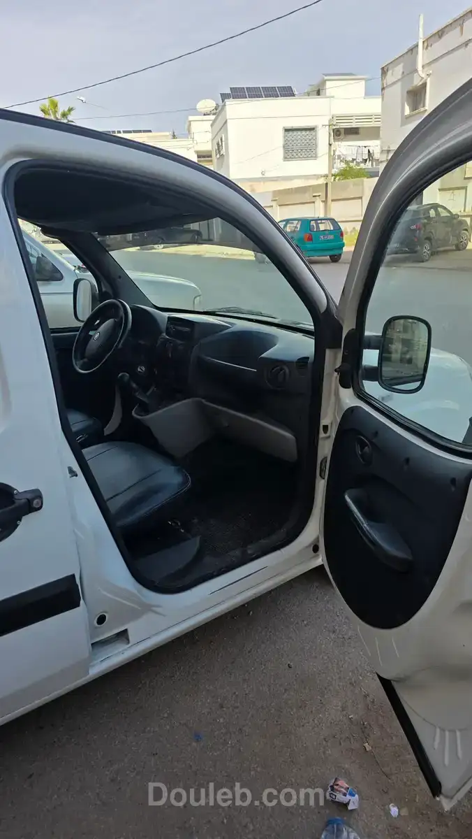 Fiat doblo 1er main - Miniature 4