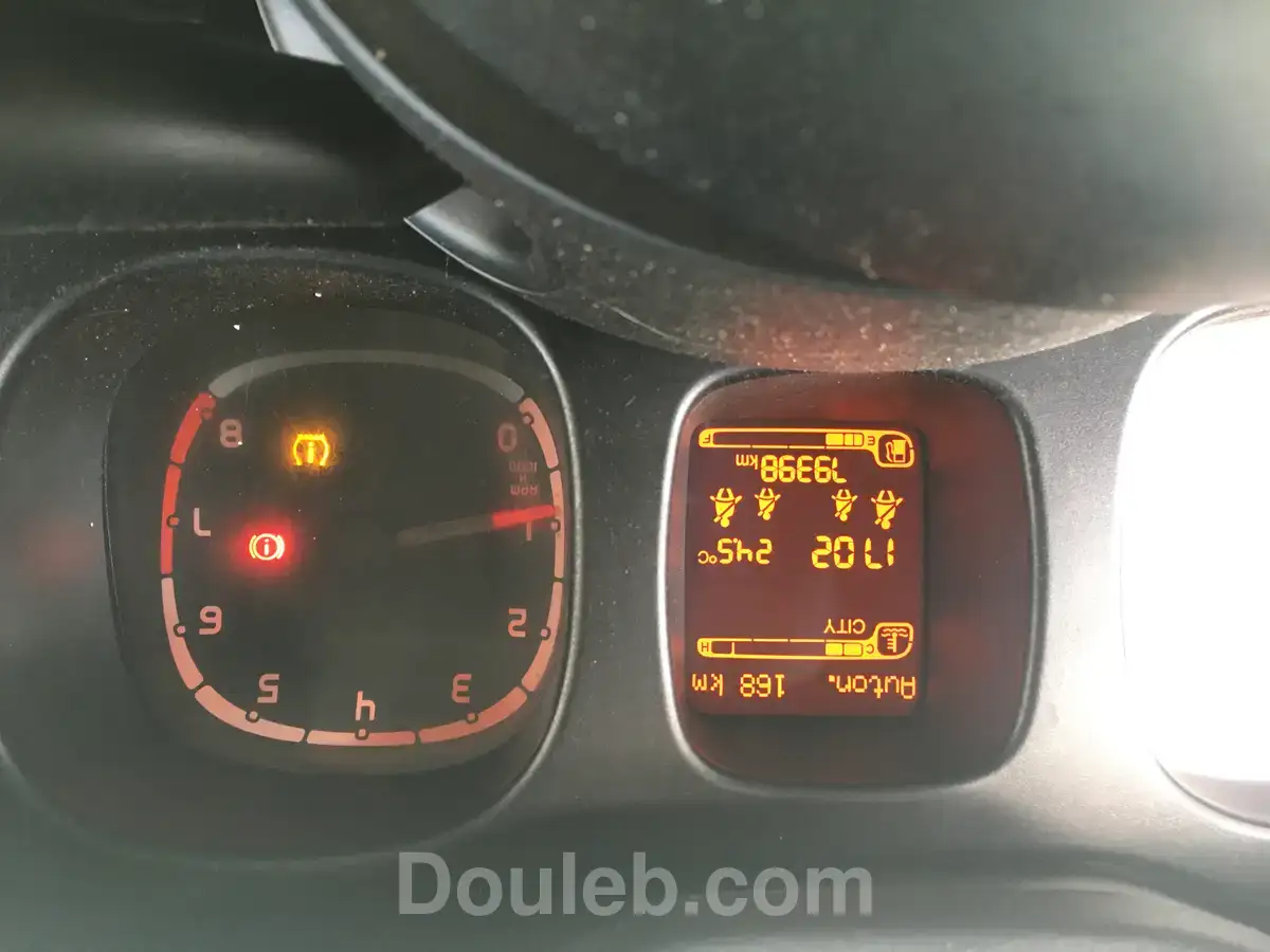 Fiât panda 3 cyl 4 ch - Miniature 2