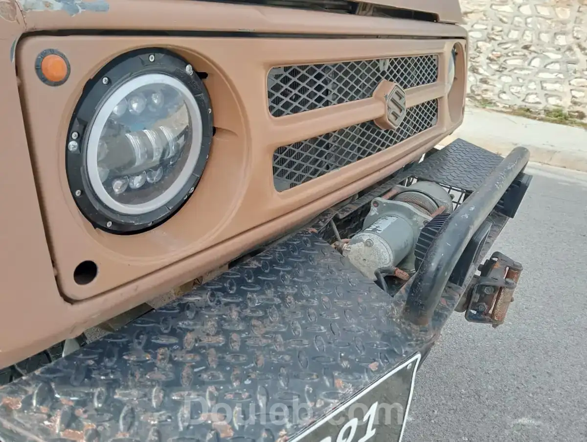 Unique suzuki samurai cabriolet - Miniature 3