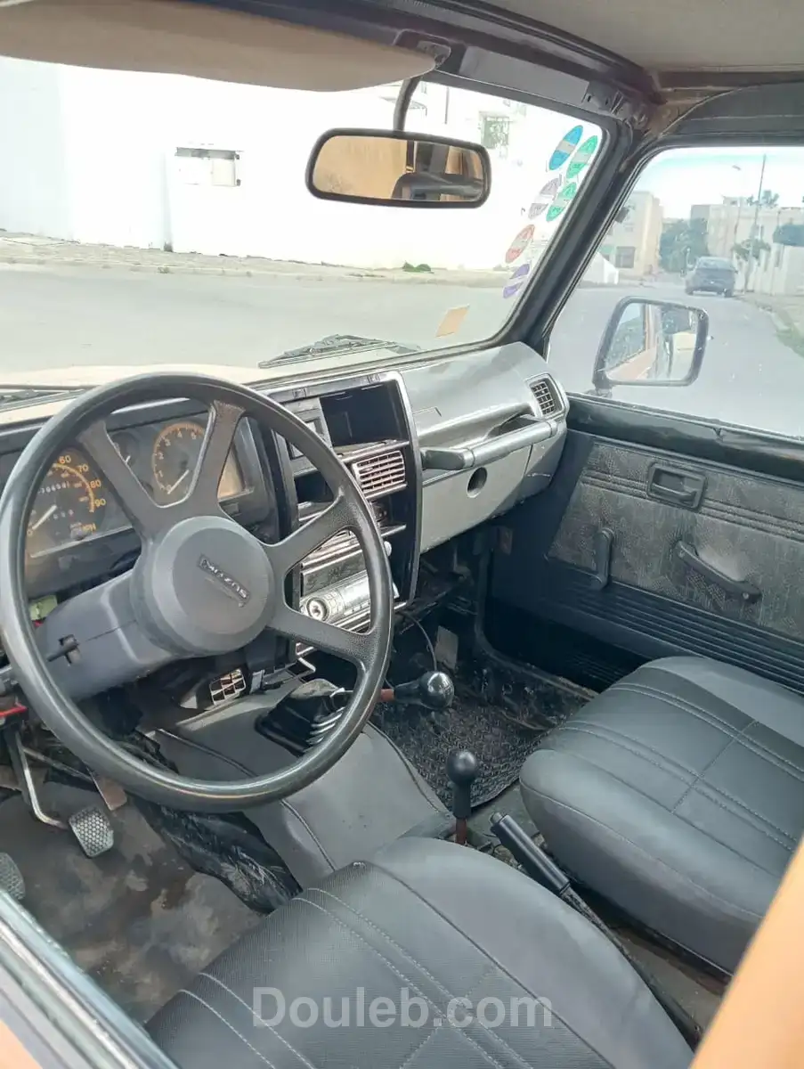 Unique suzuki samurai cabriolet - Miniature 4