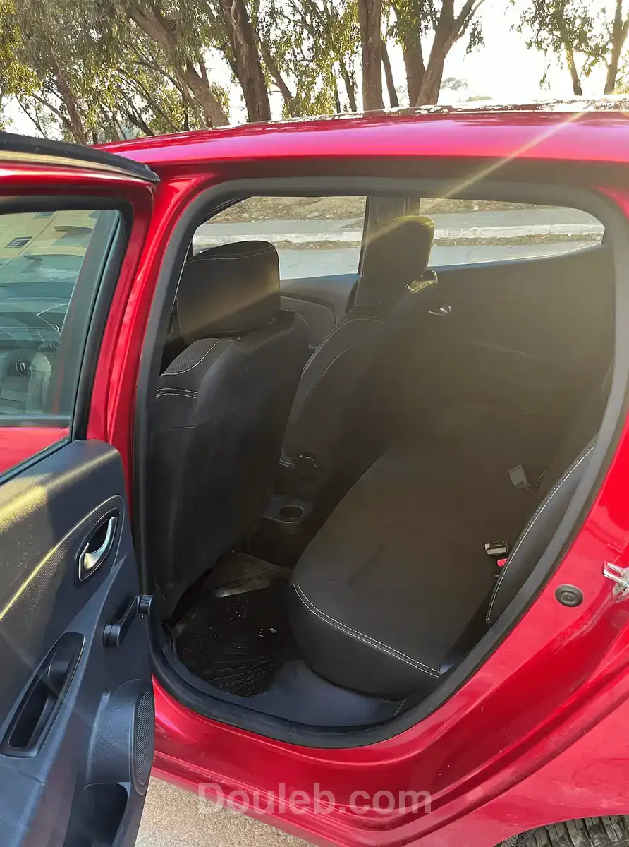 Clio 4 2020 rouge - Miniature 3