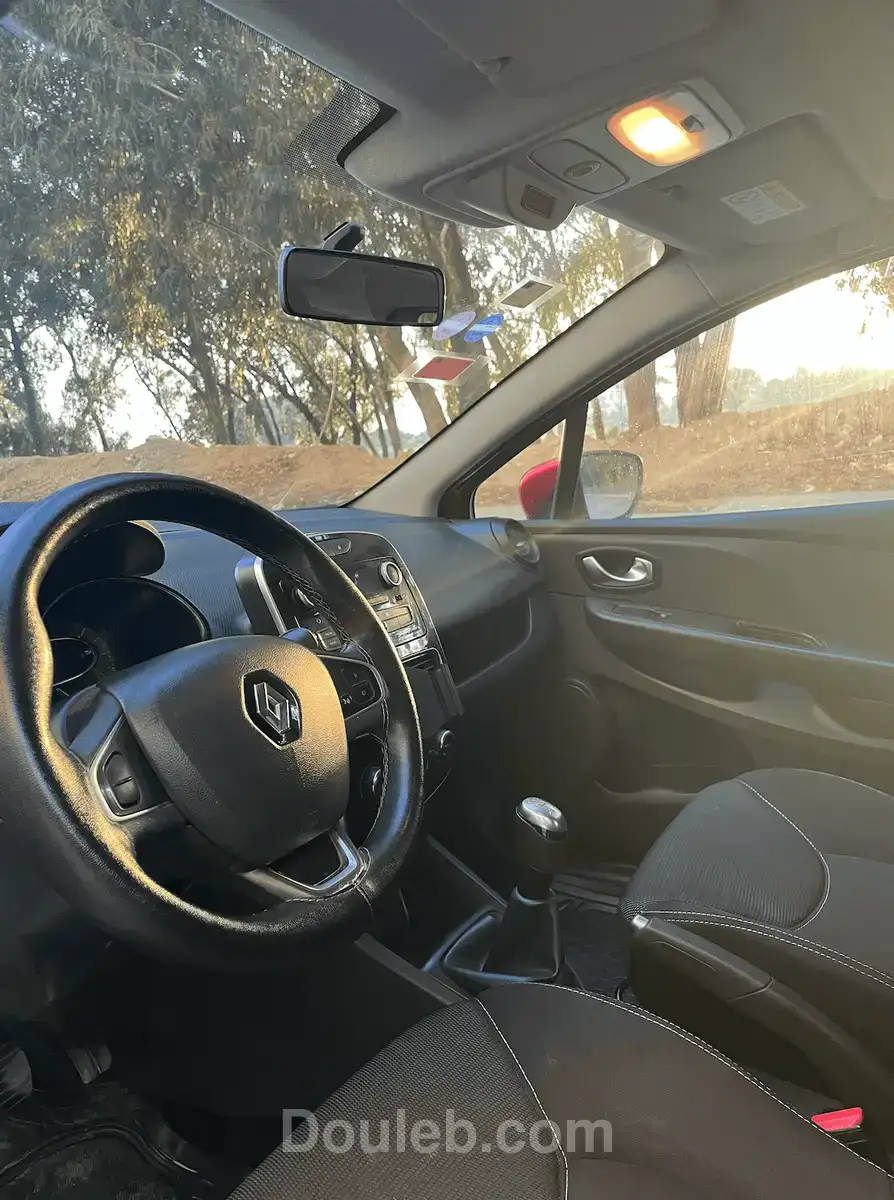 Clio 4 2020 rouge - Miniature 4