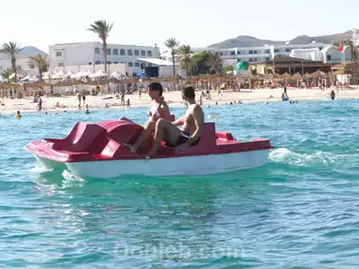 Pedalo neuf 3 places - Miniature 3