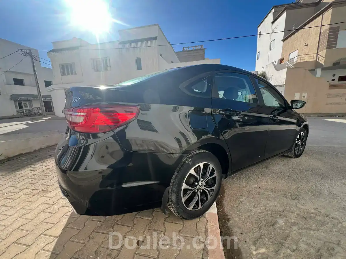 Dongfeng s50 en très bon état - Miniature 3