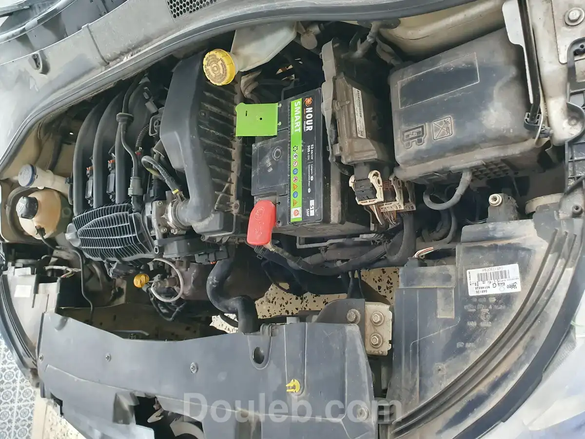 C élysée en trés bon état à menzel tèmime - Miniature 3