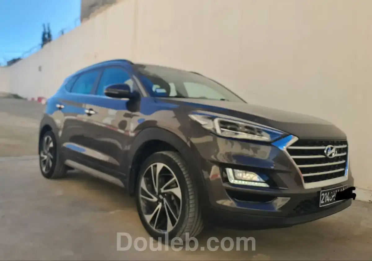 Hyundai tucson année 2020 135 000 km - Miniature 3