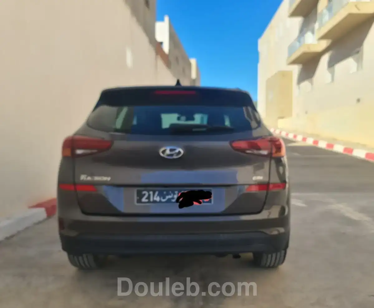 Hyundai tucson année 2020 135 000 km - Miniature 4