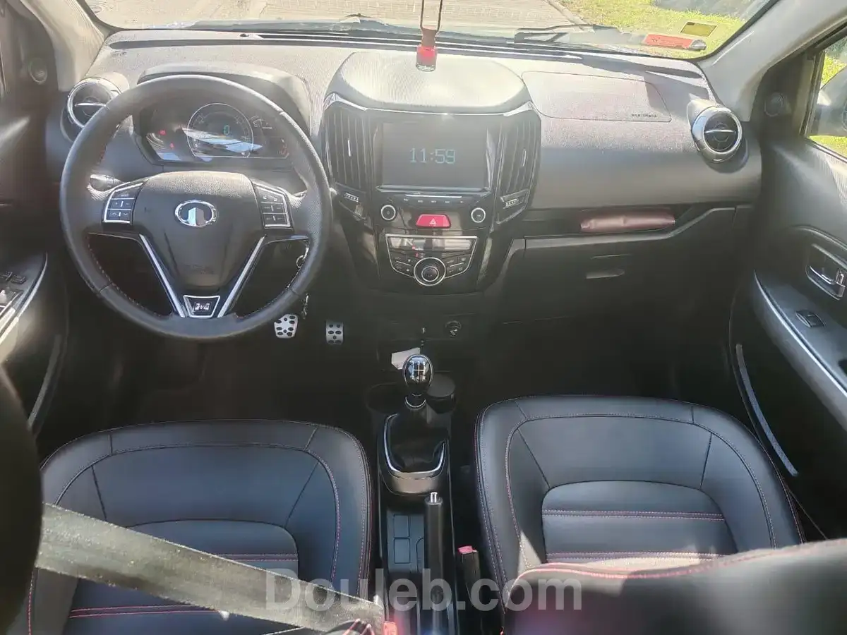 Great wall m4 - Miniature 5