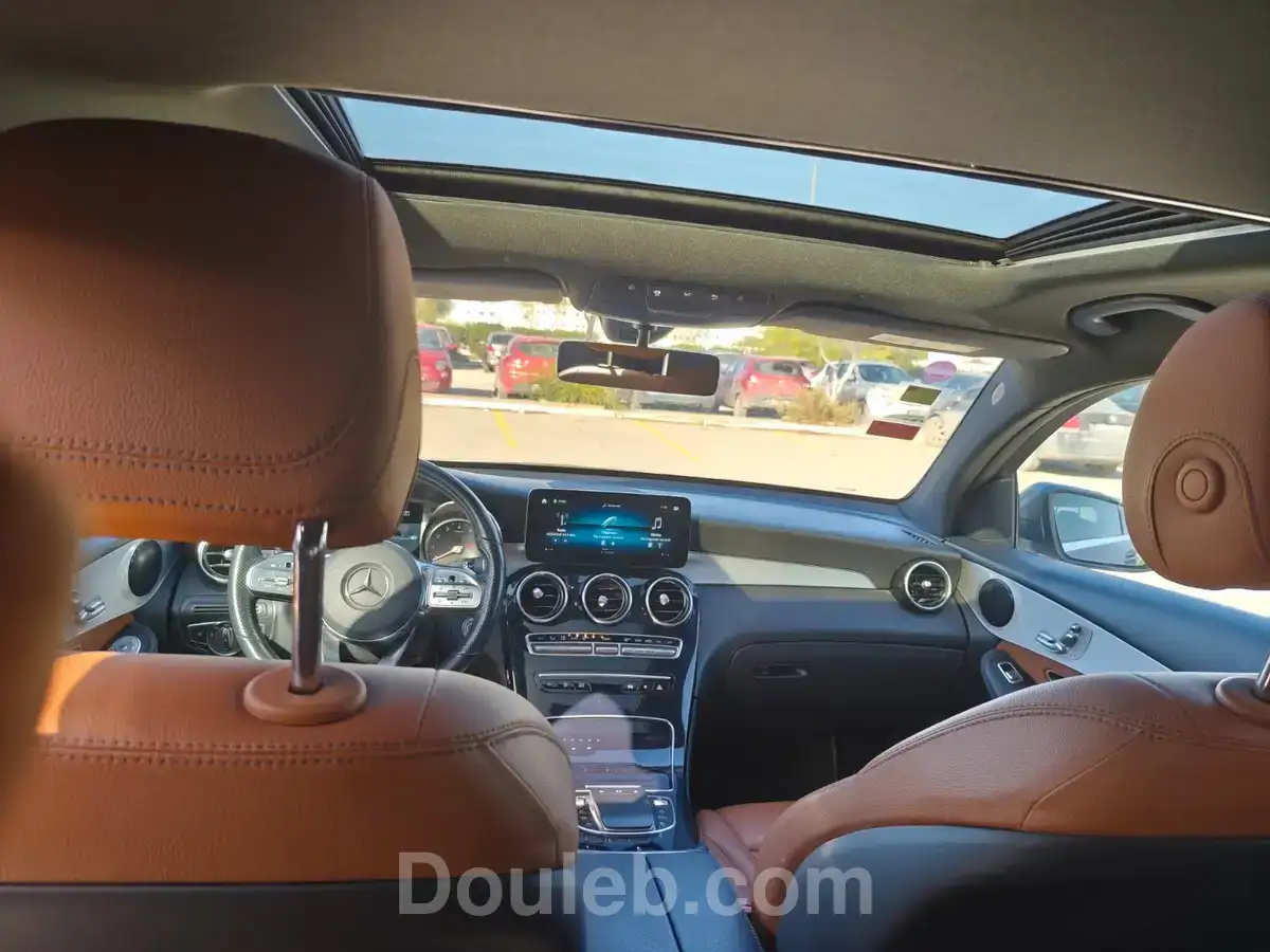 Mercedes glc 200 - Miniature 2