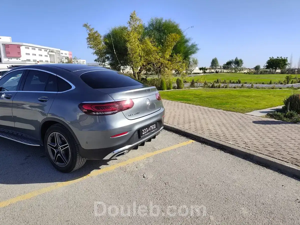 Mercedes glc 200 - Miniature 4