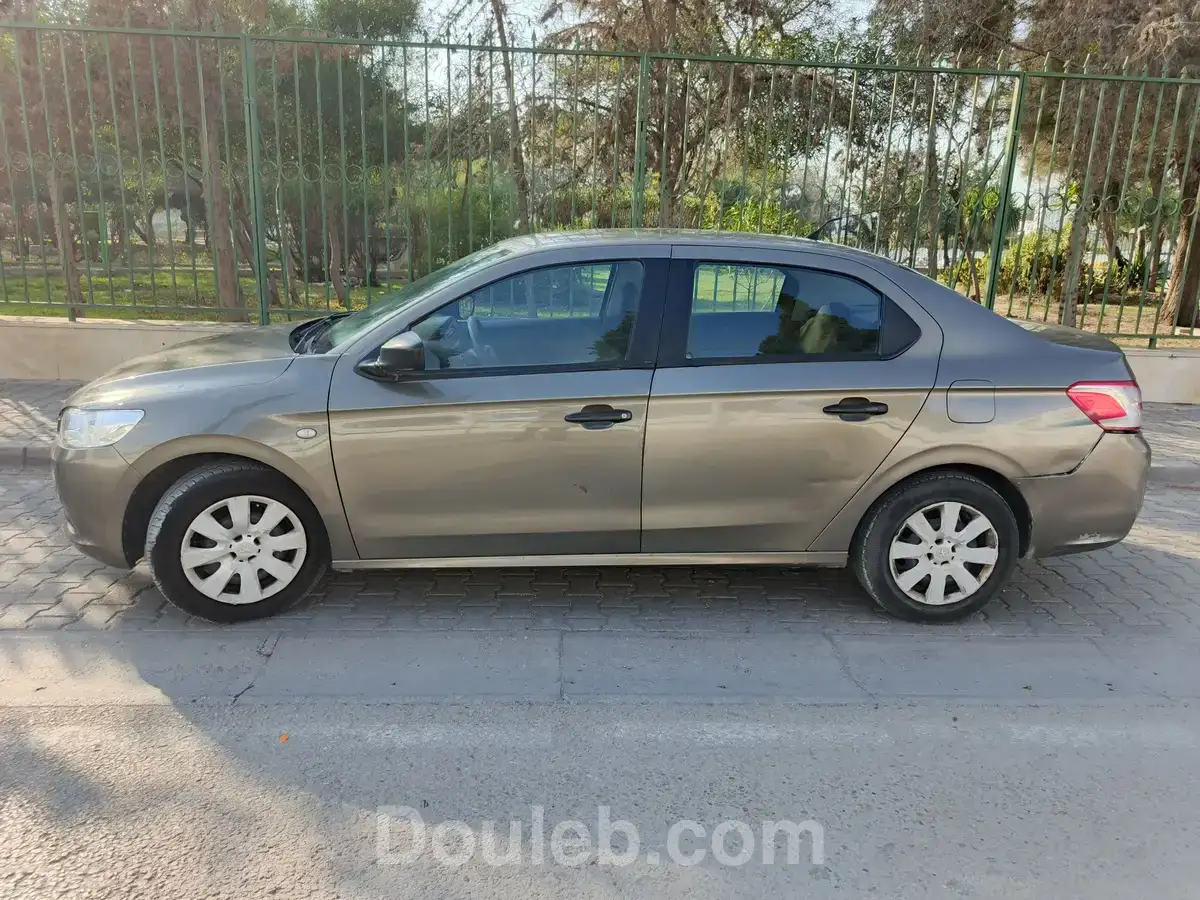 Peugeot 301 - Miniature 2