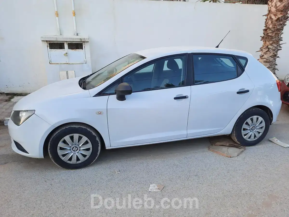 Seat ibiza 5cv - Miniature 2