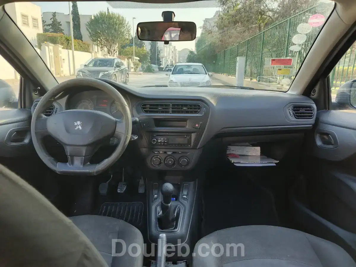 Peugeot 301 - Miniature 4