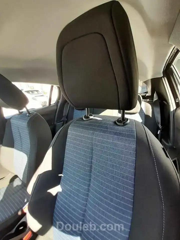 208 populaire tres faiblwe kilometrage - Miniature 2