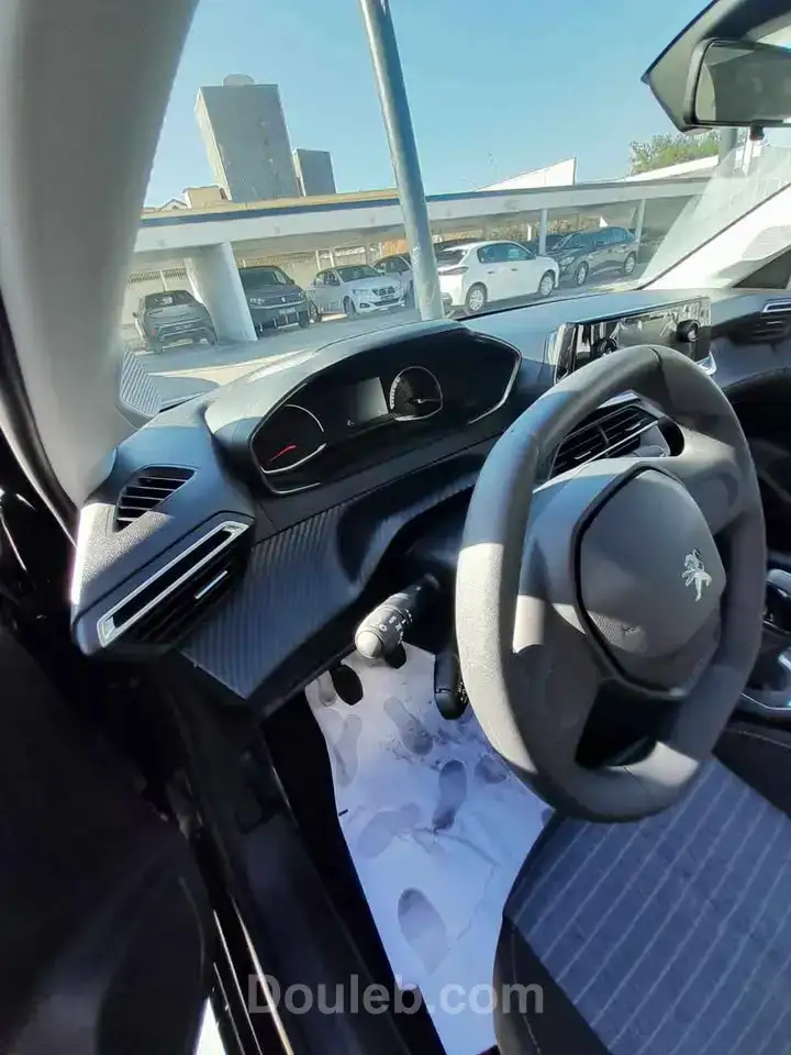 208 populaire tres faiblwe kilometrage - Miniature 3