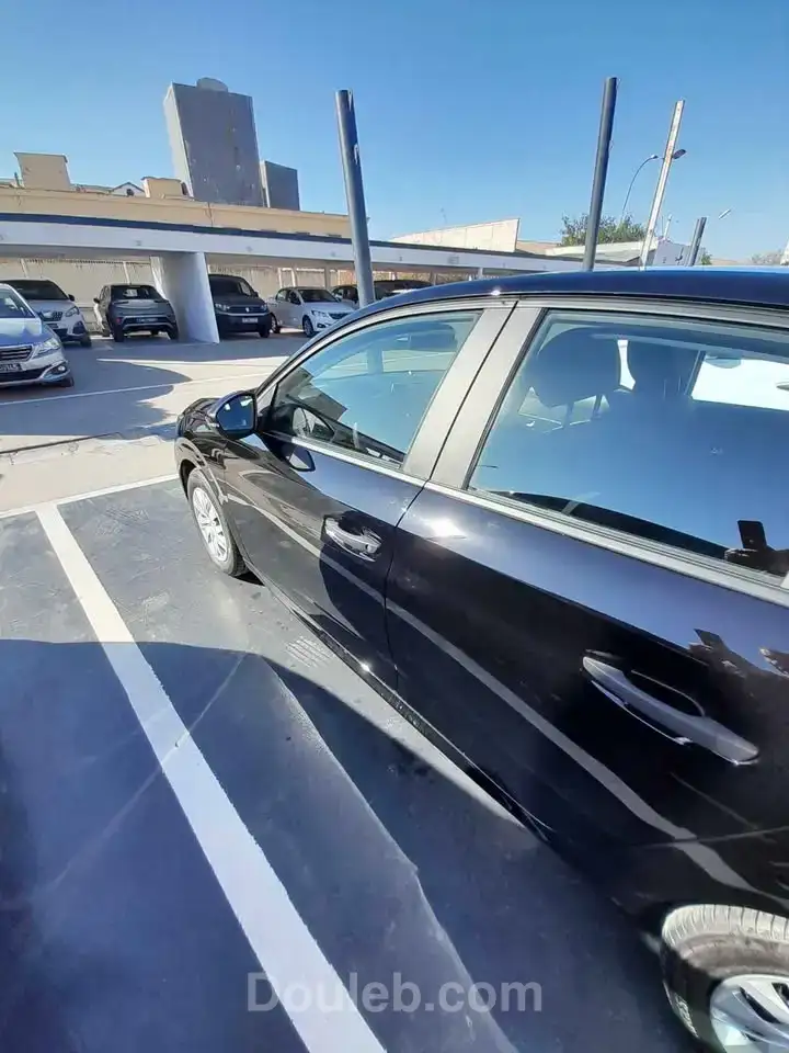 208 populaire tres faiblwe kilometrage - Miniature 5