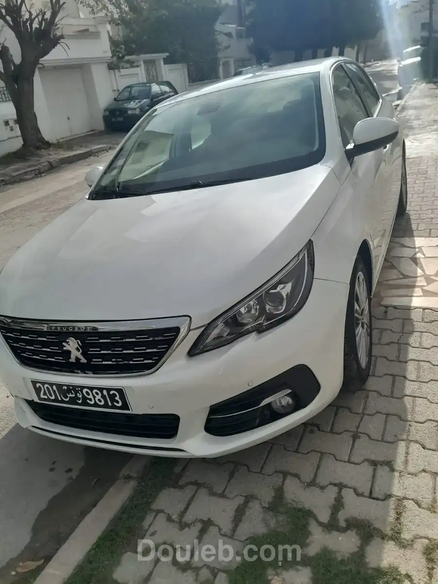 Peugeot 308 - Miniature 2