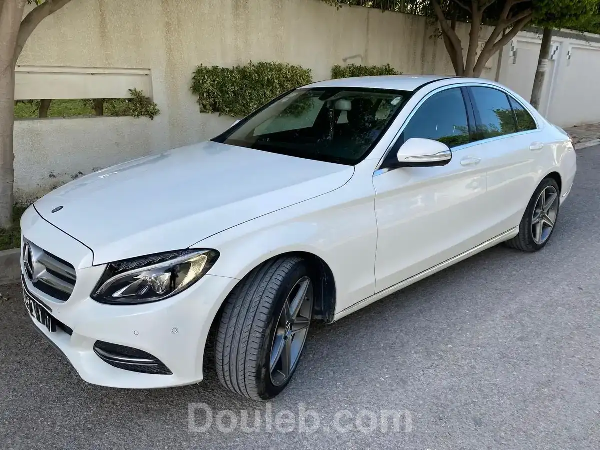 Mercedes c180 w205 - Miniature 4