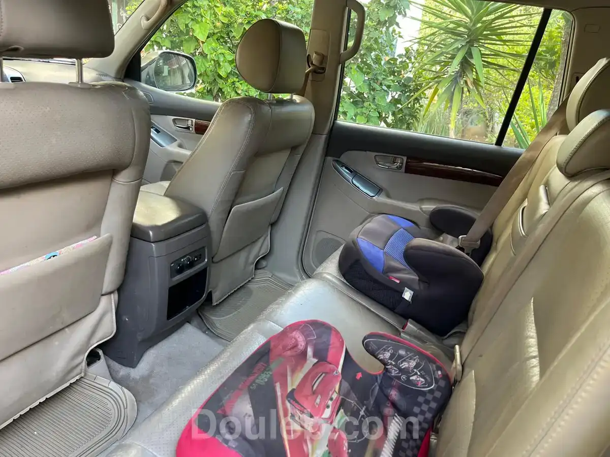 Toyota land cruiser prado vx 2009 7 places - Miniature 3