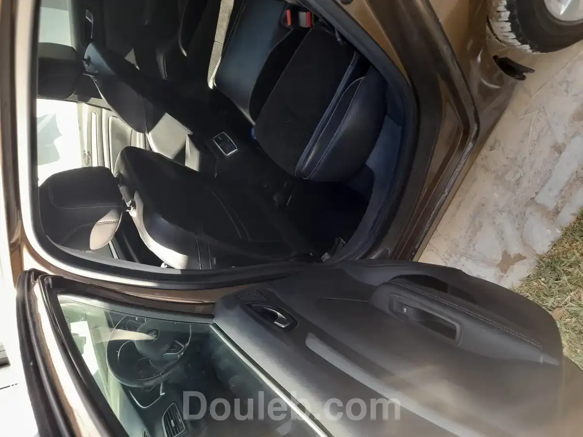 Megane4 2017 - Miniature 5