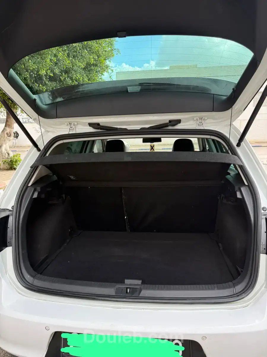 Golf 7 tsi bluemotion trés bonne état - Miniature 2