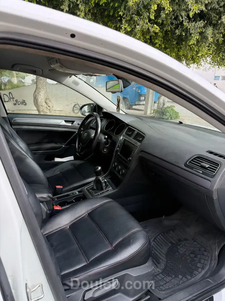 Golf 7 tsi bluemotion trés bonne état - Miniature 4