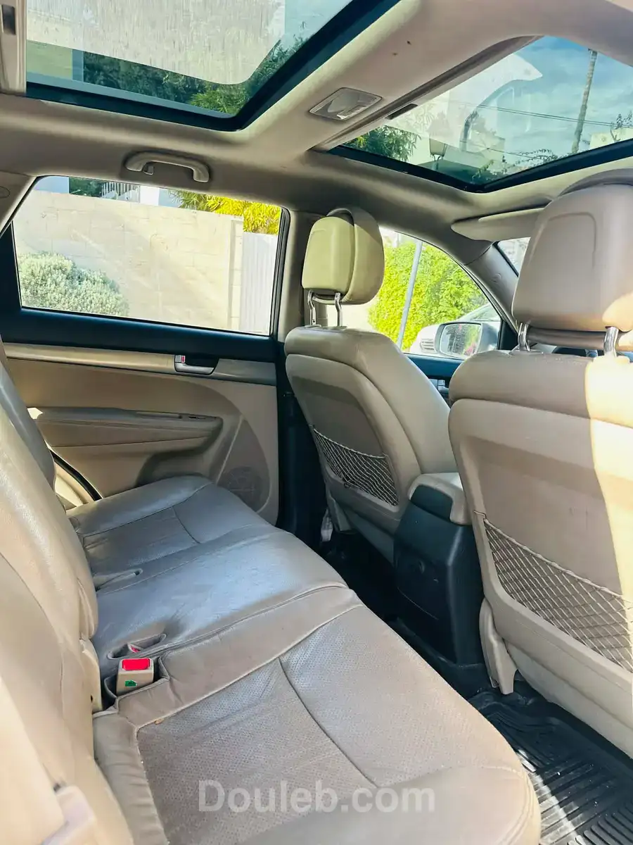 Kia sorento 295 000 km premiere main automatique - Miniature 3