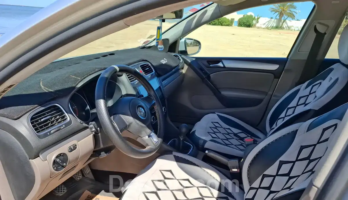 Voiture propre golf 6