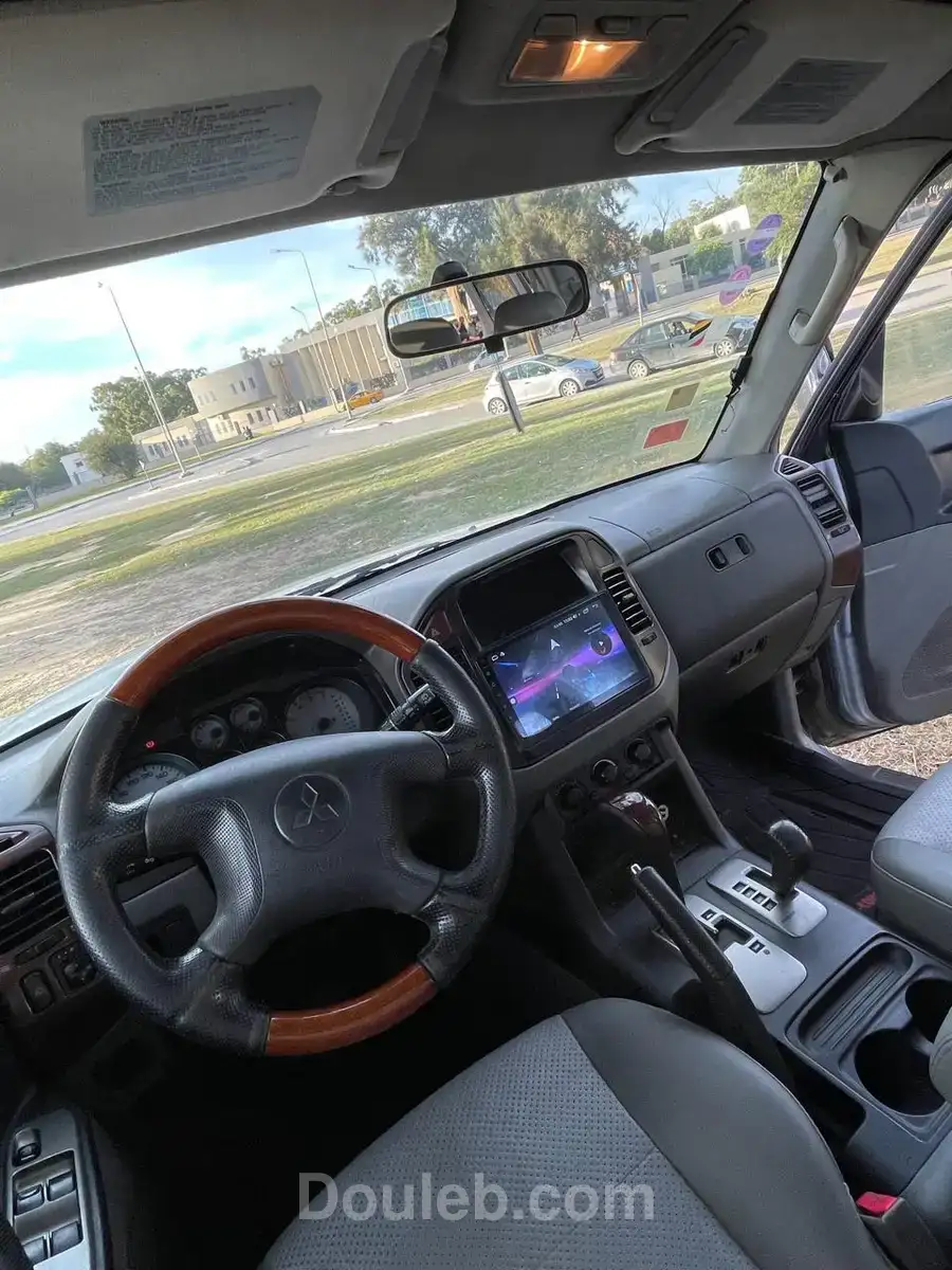 Mitsubishi pajero gls tu 127 année 2007