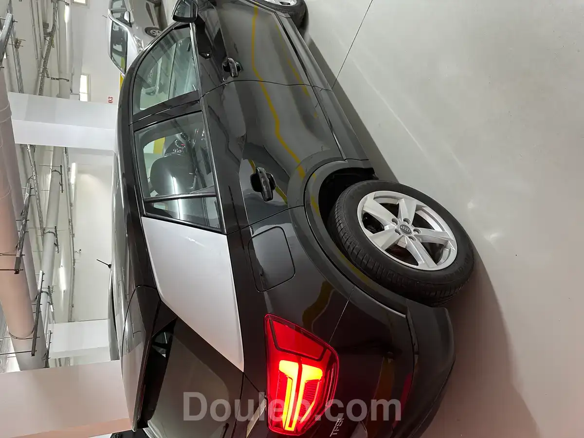 Audi q2 tfsi - Miniature 2