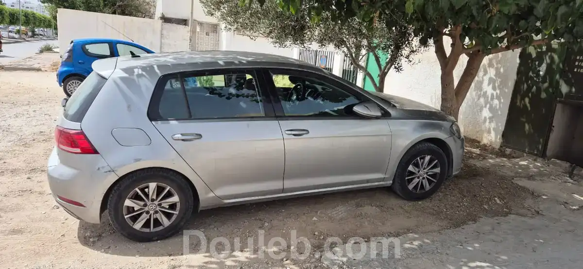 Volkswagen golf 7 confortline restylée - Miniature 4