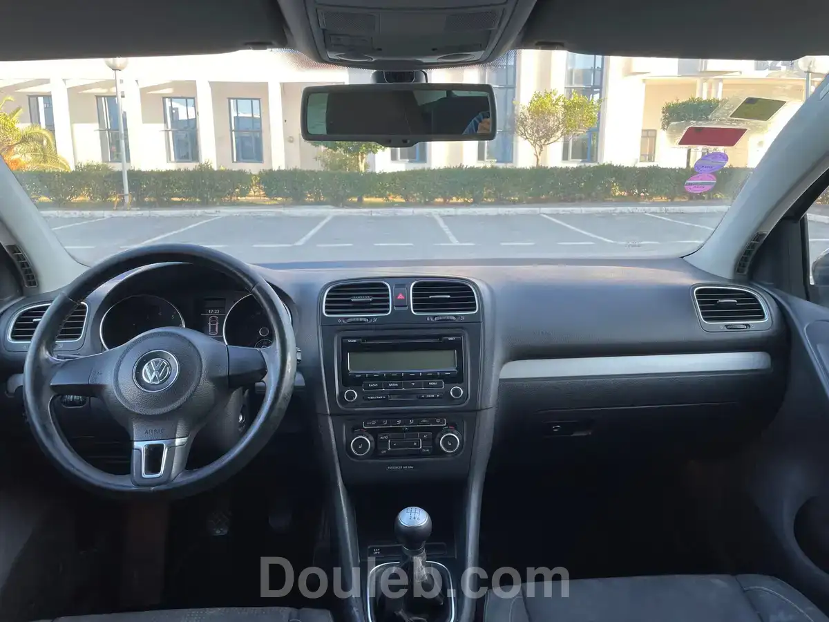 Volkswagen golf 6 très bon état faible kilometrage - Miniature 5