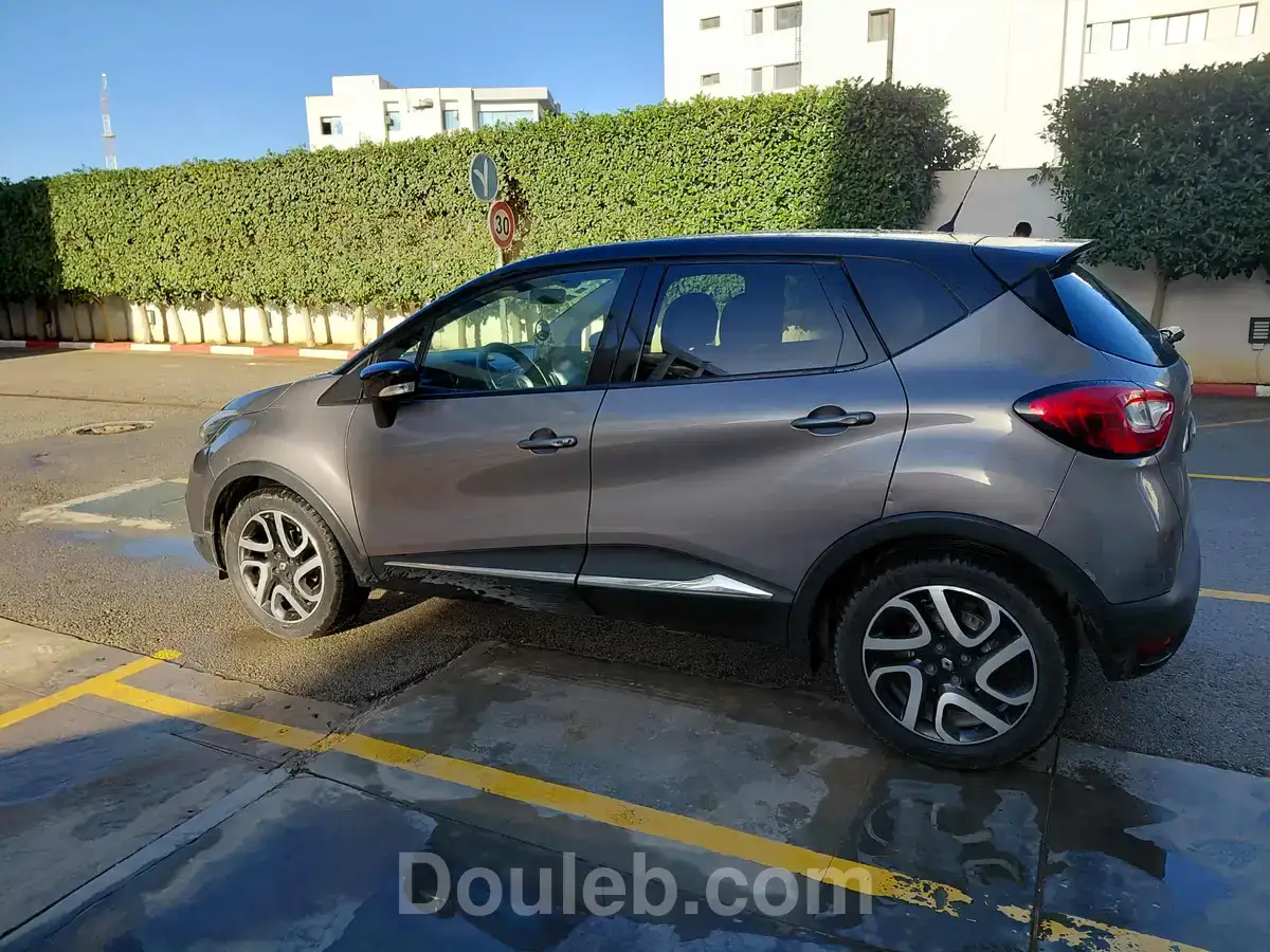 Renault captur - Miniature 5