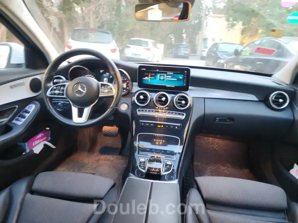 Mercedes benz classe c 180 w205 phase2 faible km - Miniature 5