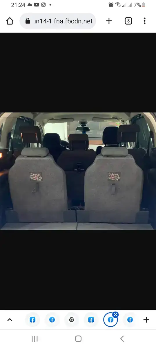 Voiture 7 places avec chauffeur - Miniature 2