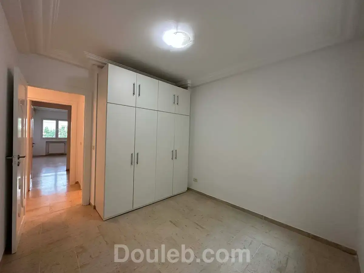 Appart s3 à ennasr 2 sur hedi nouira - Miniature 3